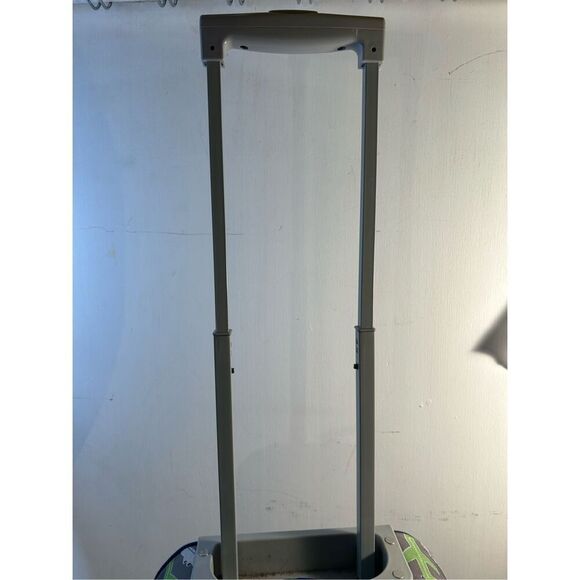 Pottery barn kids boys travel bag vehicle print rollers handle - Picture 5 of 15